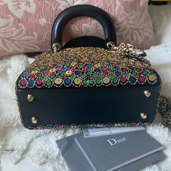 RARE Limited Edition!! Chriatian dior mini lady dior crossbody bag. - Picture 8 of 16